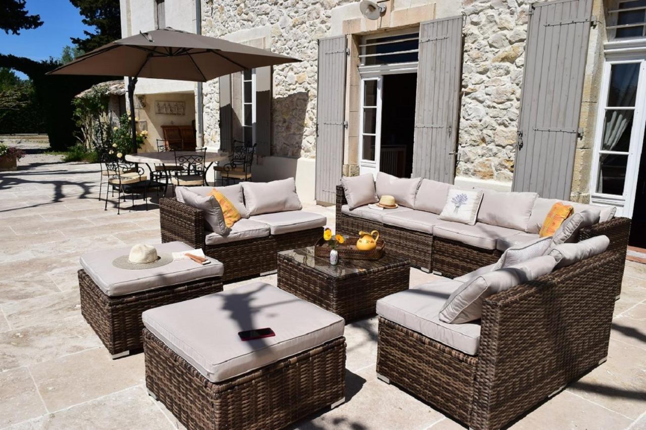 La Bastide Des Amouriers Caumont-sur-Durance Exteriör bild